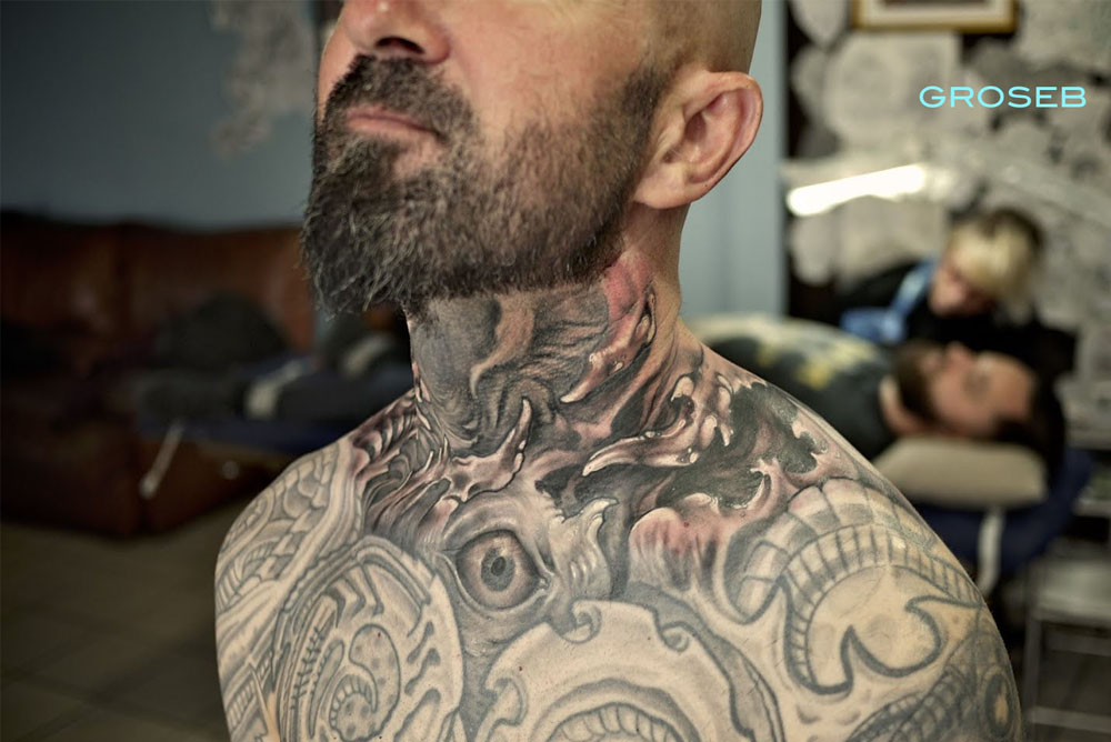 Meilleur tatoueur tatoueuse sur Bordeaux Talence japonais biomeca bio orga floral tatou tattoo tatouage tatouages